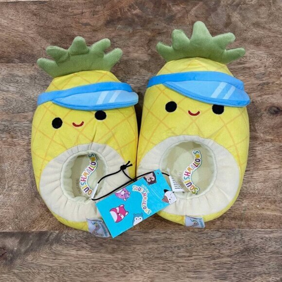 NEW 13-1 Kids Plush Maui the Pineapple Squishmallows Slippers - Picture 1 of 3